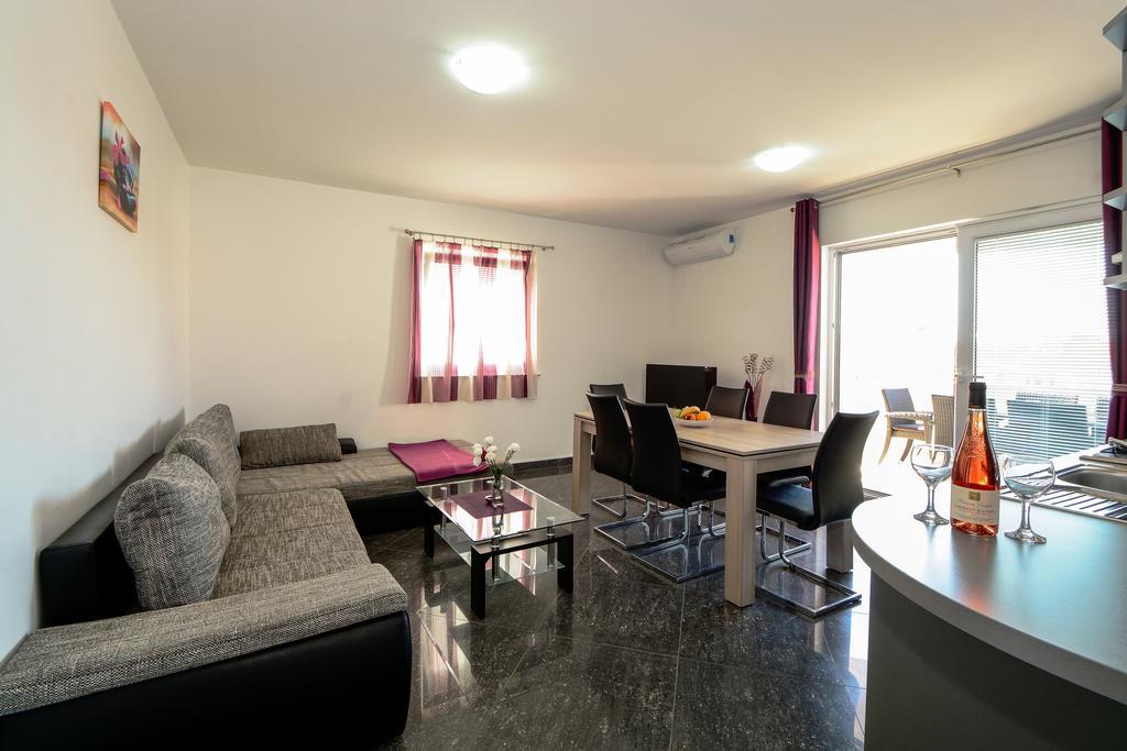 Apartments Resman Водице Екстериор снимка